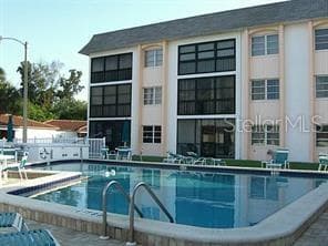 110 VISTA HERMOSA CIRCLE UNIT 102B SARASOTA, FL 34242