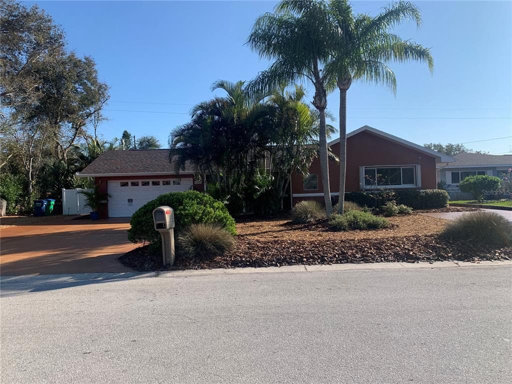 14000 THACHER AVENUE LARGO, FL 33774