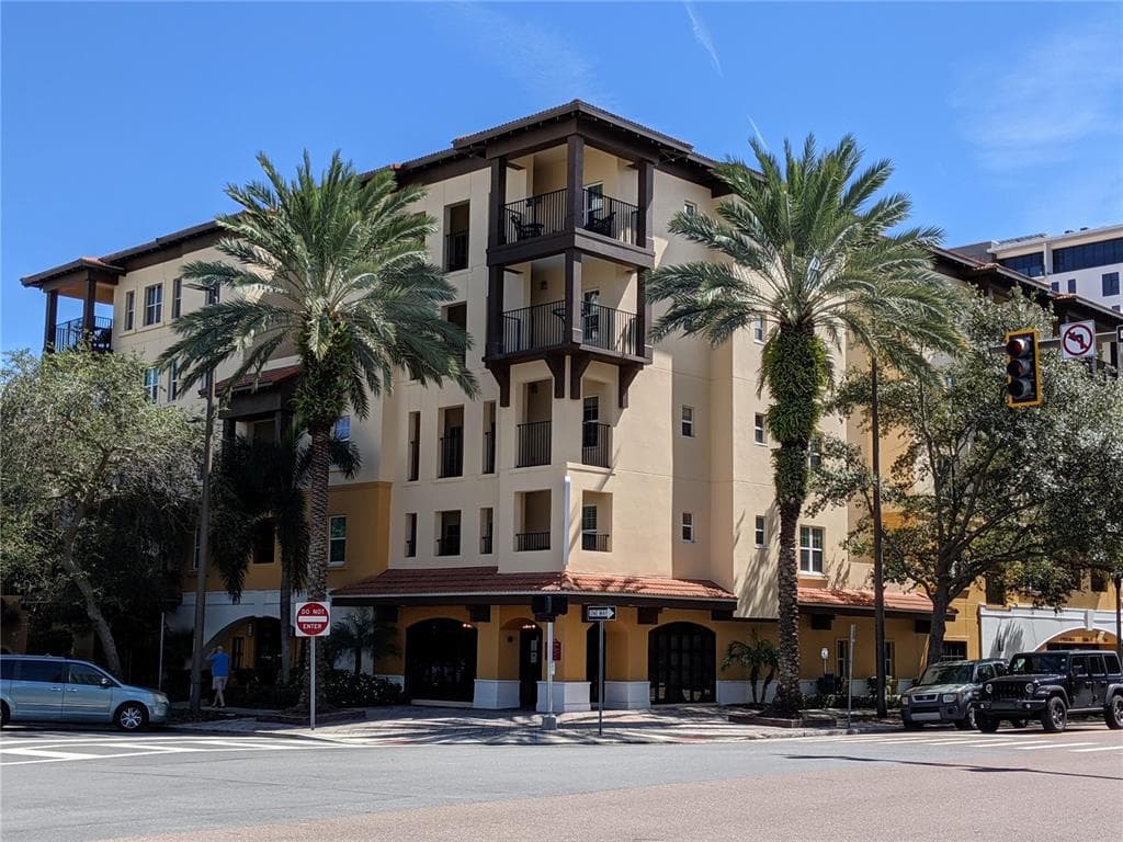 100 4TH AVENUE S UNIT 224 ST PETERSBURG, FL 33701
