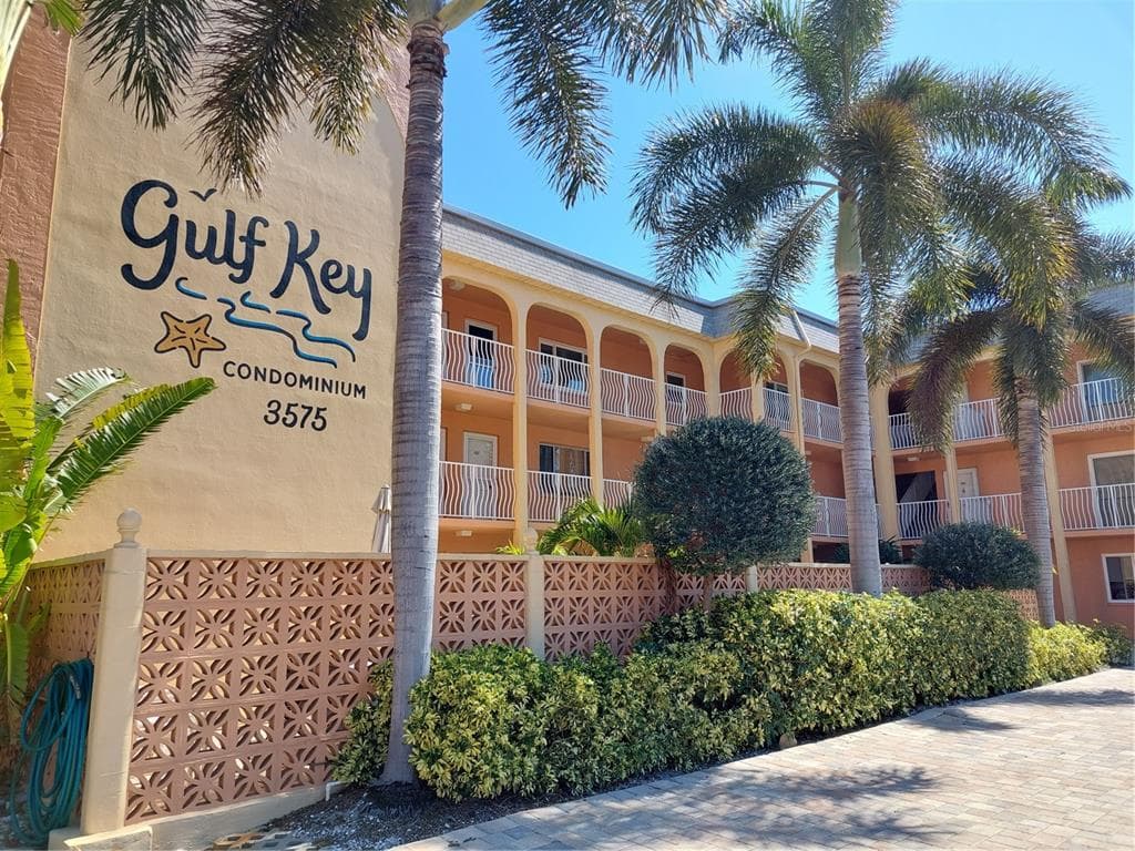3575 GULF BOULEVARD UNIT 203 ST PETE BEACH, FL 33706