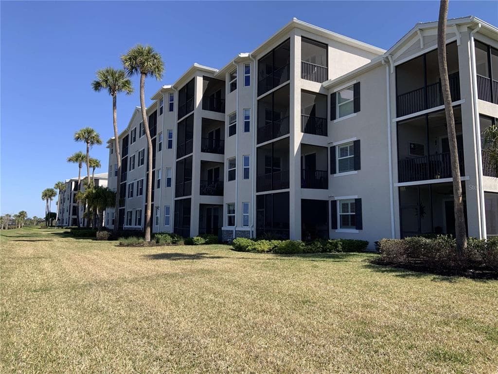 910 TIDEWATER SHORES LOOP UNIT 304 BRADENTON, FL 34208