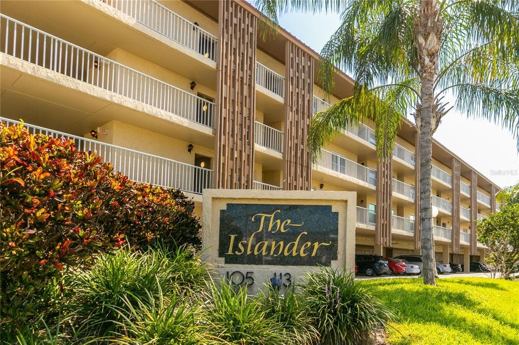 105 ISLAND WAY UNIT 146 CLEARWATER, FL 33767