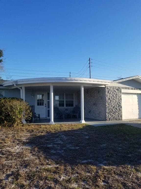 5923 1ST AVENUE NEW PORT RICHEY, FL 34652