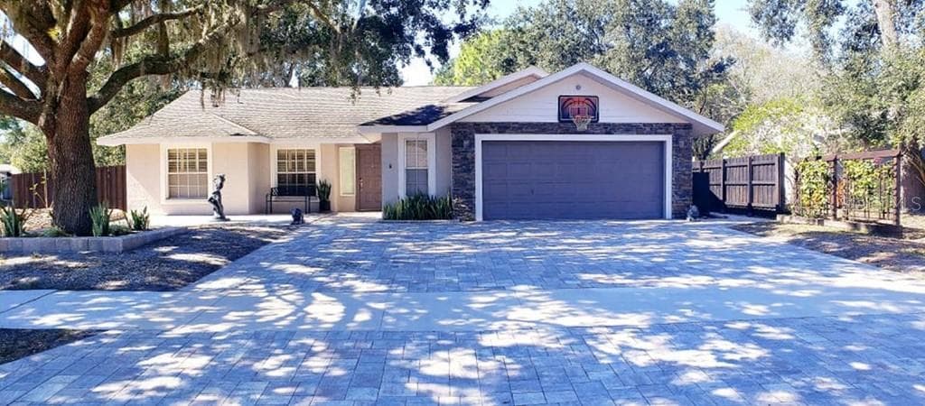 1981 WOOD HOLLOW WAY SARASOTA, FL 34235