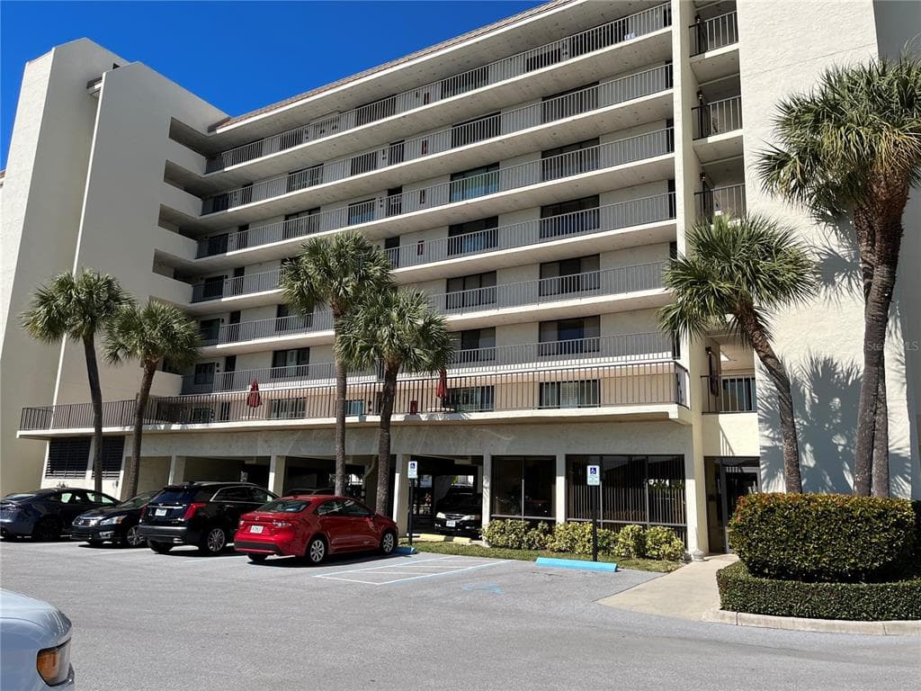 1591 GULF BOULEVARD UNIT 403S