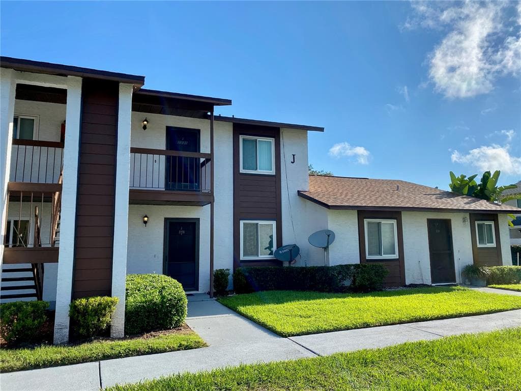 39132 COUNTY ROAD 54 UNIT 2230 ZEPHYRHILLS, FL 33542