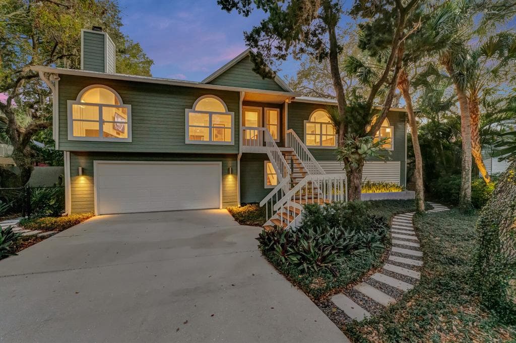 5174 SIESTA WOODS DRIVE SARASOTA, FL 34242