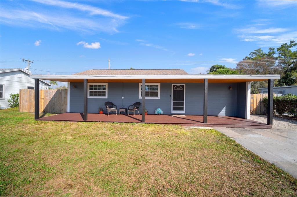2803 19TH STREET W BRADENTON, FL 34205