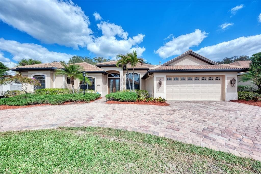 3865 ROYAL HAMMOCK BOULEVARD SARASOTA, FL 34240