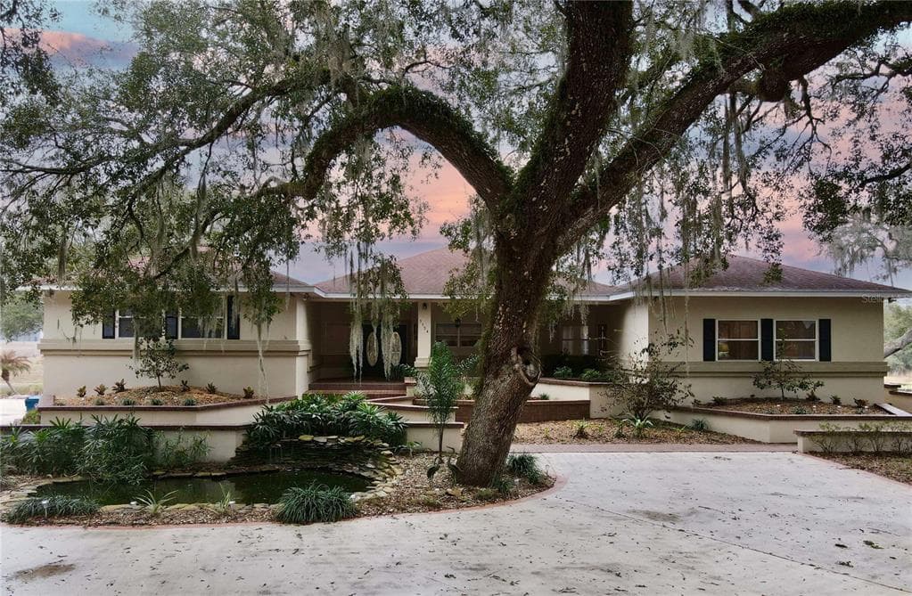 5154 SHOREWOOD DRIVE RIDGE MANOR, FL 33523