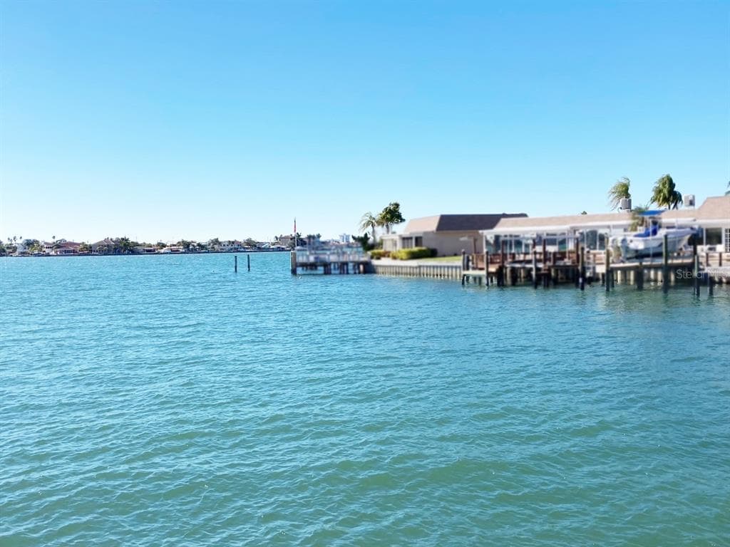 629 BOCA CIEGA POINT BOULEVARD S UNIT 1408
