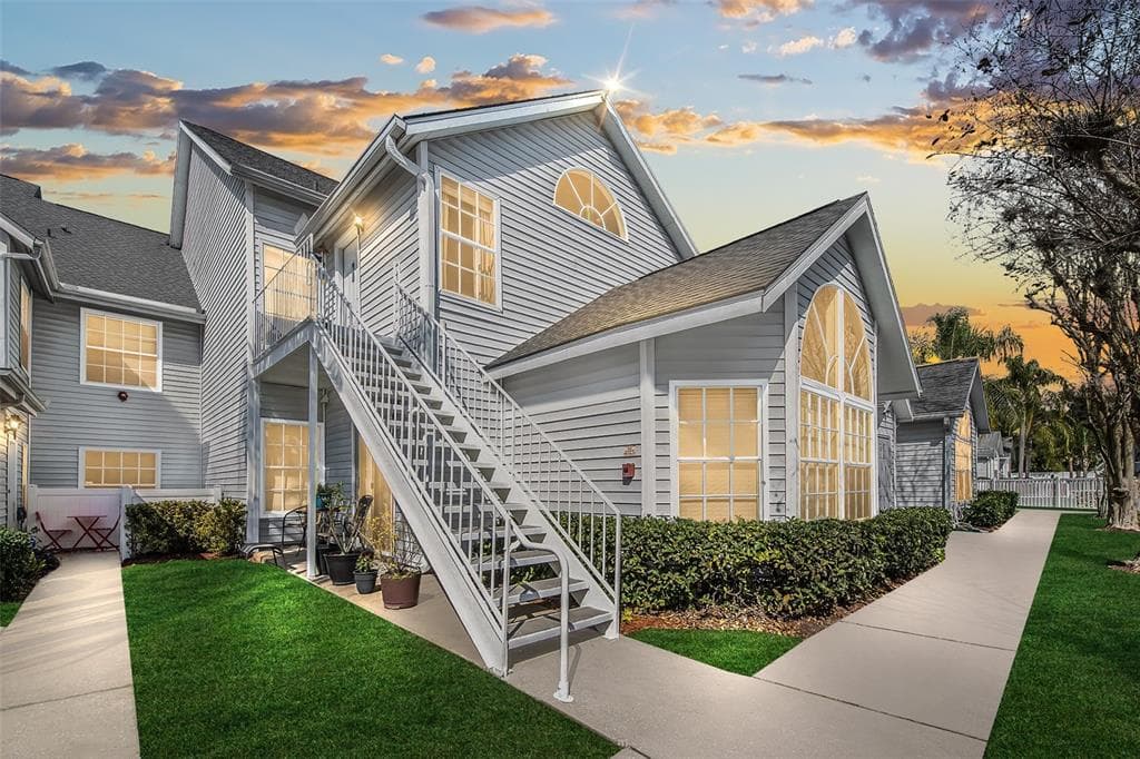 12263 ARMENIA GABLES CIRCLE UNIT 12263 TAMPA, FL 33612