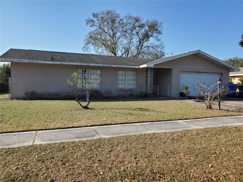 3427 YALE CIRCLE