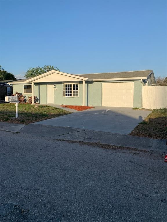 10038 CHERRY CREEK LANE PORT RICHEY, FL 34668