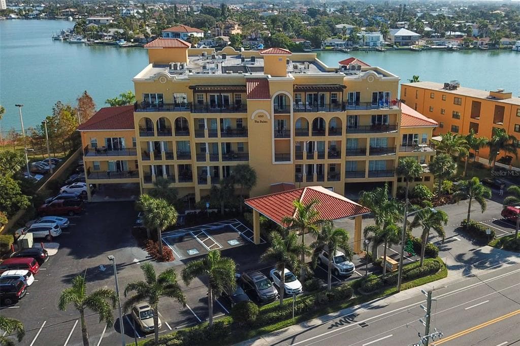 10315 GULF BOULEVARD UNIT 410 TREASURE ISLAND, FL 33706