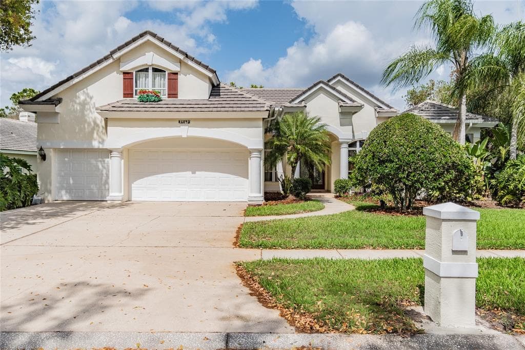 18719 WIMBLEDON CIRCLE LUTZ, FL 33558