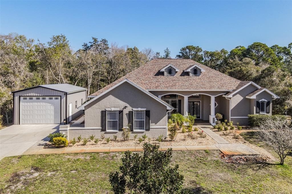 11009 LAKEVIEW DRIVE