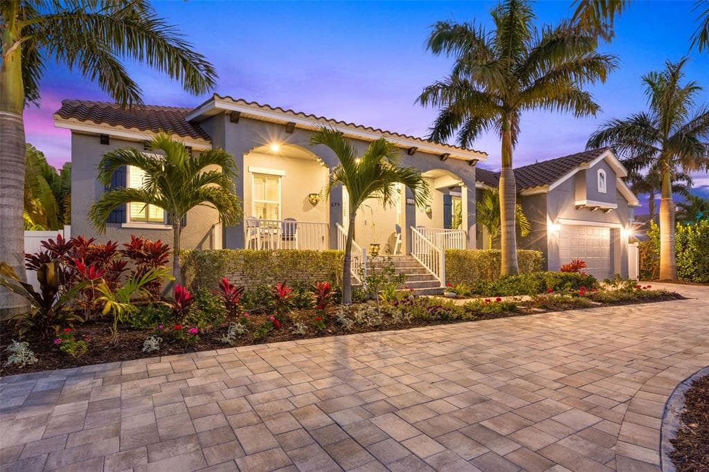 675 COLUMBUS DRIVE TIERRA VERDE, FL 33715