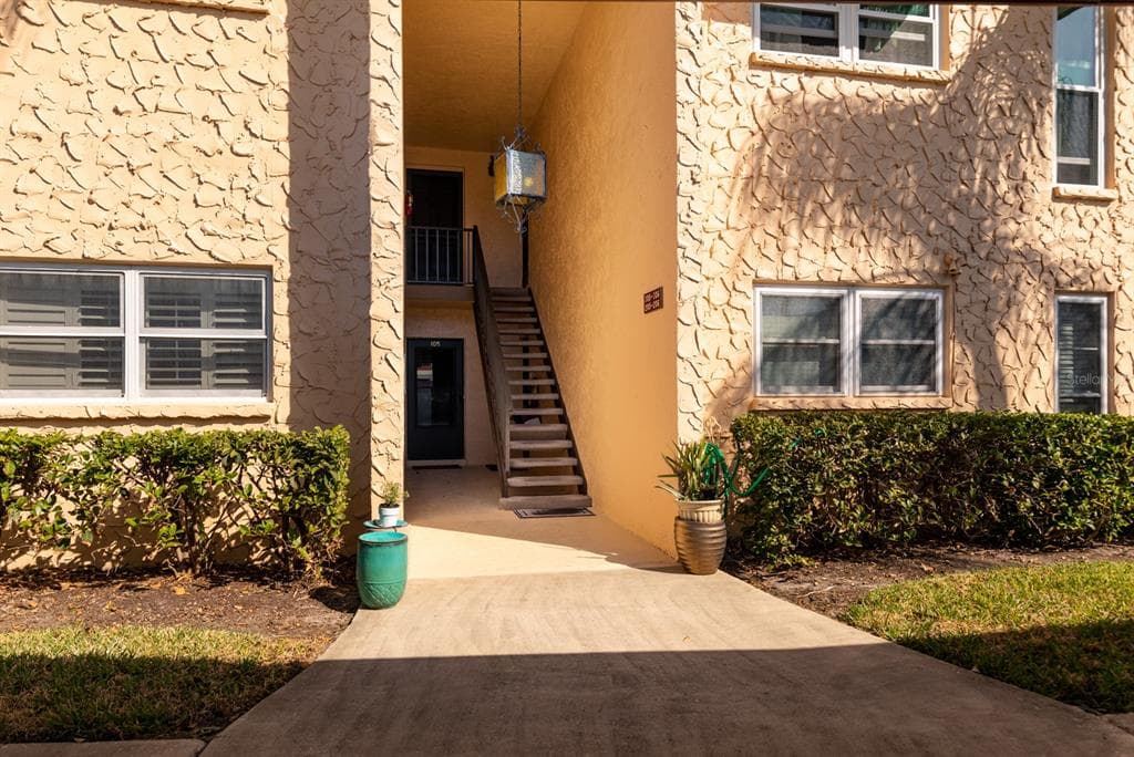 206 CEDARWOOD CIRCLE UNIT 206 SEMINOLE, FL 33777