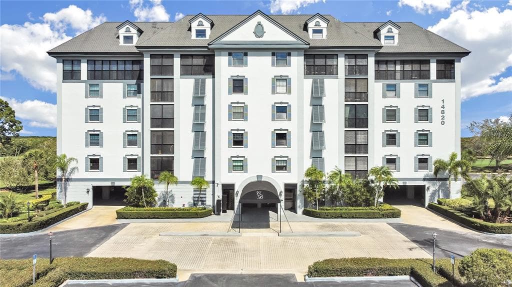 14820 RUE DE BAYONNE UNIT 205 CLEARWATER, FL 33762