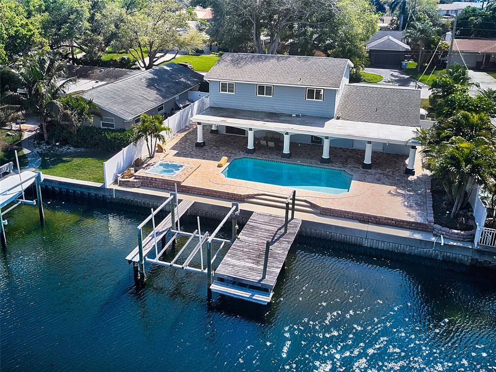 4328 14TH WAY NE ST PETERSBURG, FL 33703