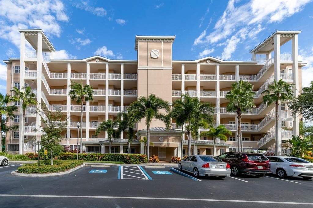 7069 KEY HAVEN ROAD UNIT 604 SEMINOLE, FL 33777