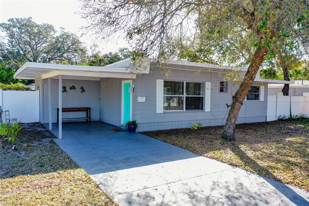 516 64TH STREET S ST PETERSBURG, FL 33707