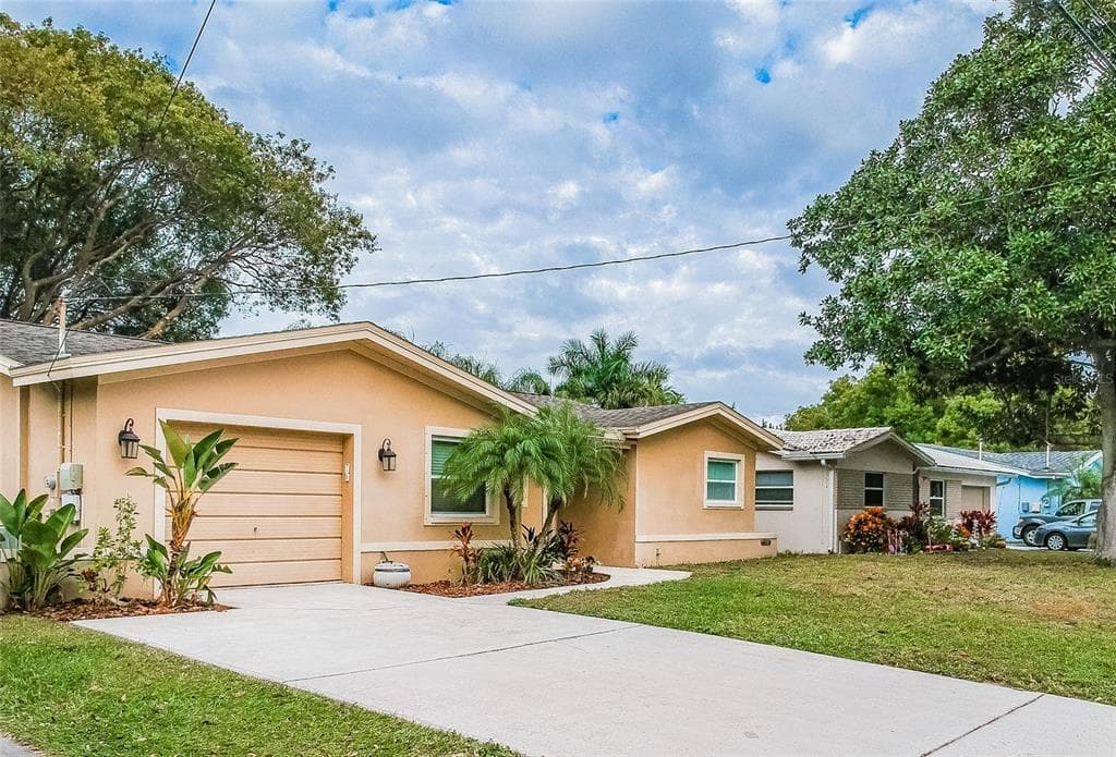 6765 298TH AVENUE N CLEARWATER, FL 33761
