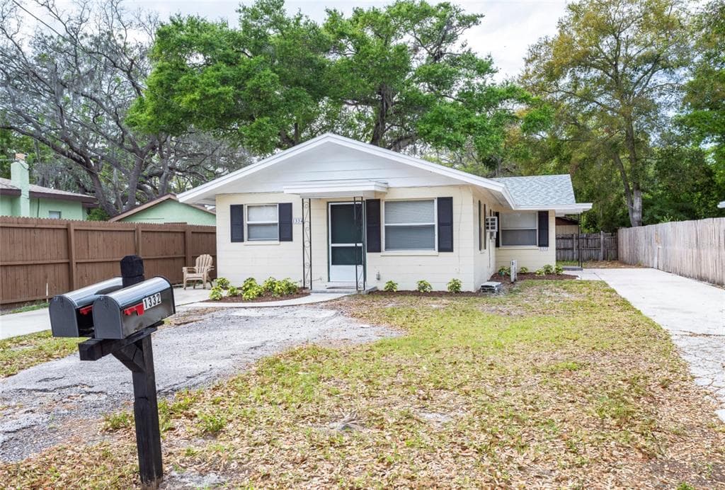 1334 TIOGA AVENUE CLEARWATER, FL 33756