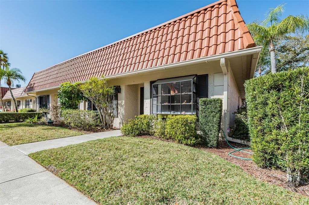 19029 US HIGHWAY 19 N UNIT 20F CLEARWATER, FL 33764