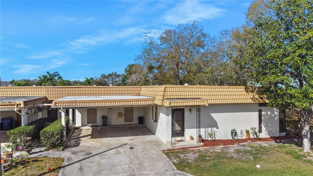 3957 EL CANTI CAMINO NEW PORT RICHEY, FL 34655