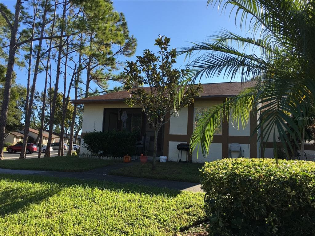 2900 GROVEWOOD BOULEVARD UNIT A PALM HARBOR, FL 34683