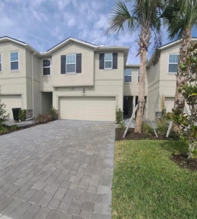 19385 BLUE POND DRIVE LUTZ, FL 33558