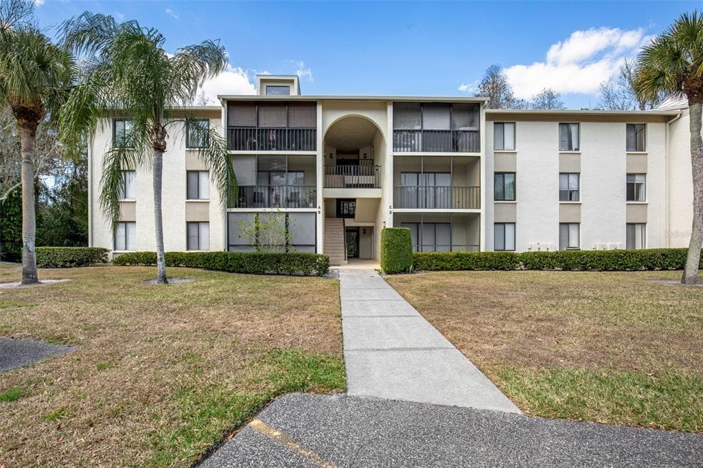 3161 LAKE PINE WAY S UNIT A1 TARPON SPRINGS, FL 34688