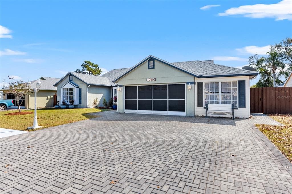 10402 AUTUMNWOOD DRIVE HUDSON, FL 34667