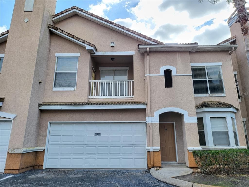 10424 VILLA VIEW CIRCLE UNIT NA TAMPA, FL 33647