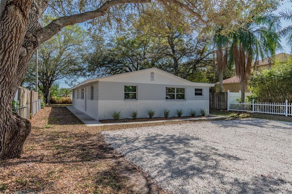 6791 105TH LN, #A AND #B SEMINOLE, FL 33772