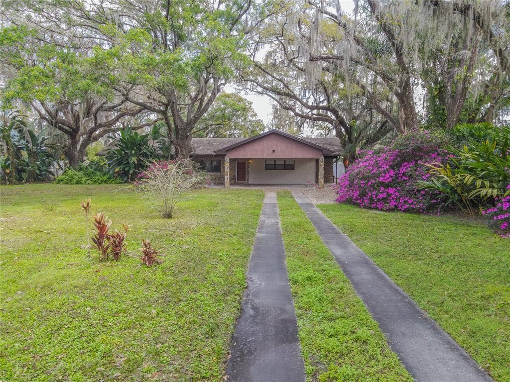 12007 BRIGHTWATER BOULEVARD TEMPLE TERRACE, FL 33617