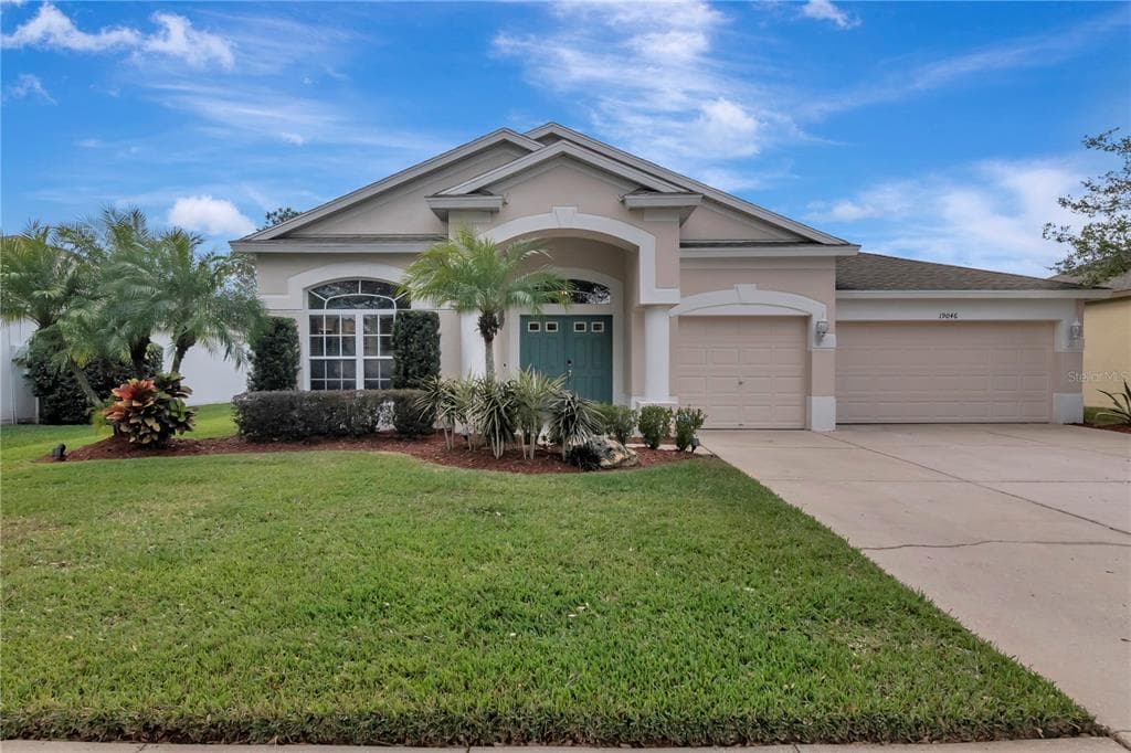 19046 FERN MEADOW LOOP
