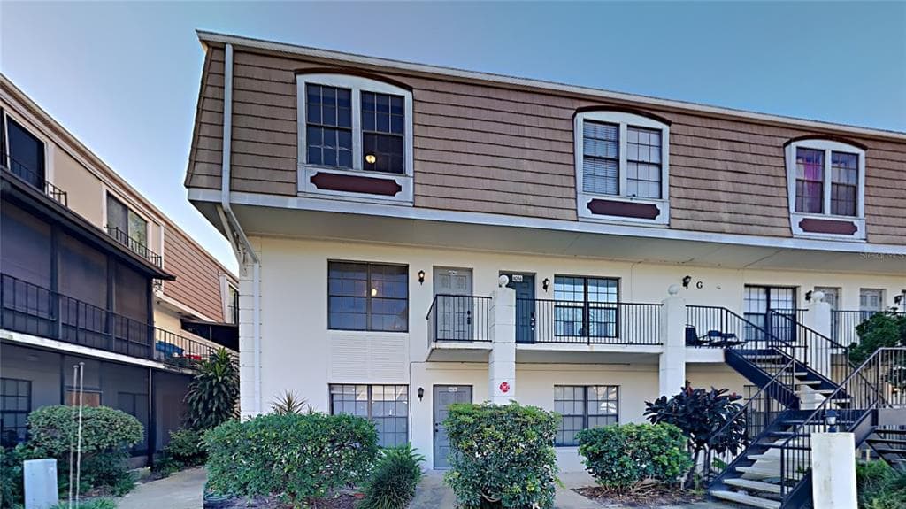 6060 VILLAGE CIRCLE UNIT 6060 ORLANDO, FL 32822