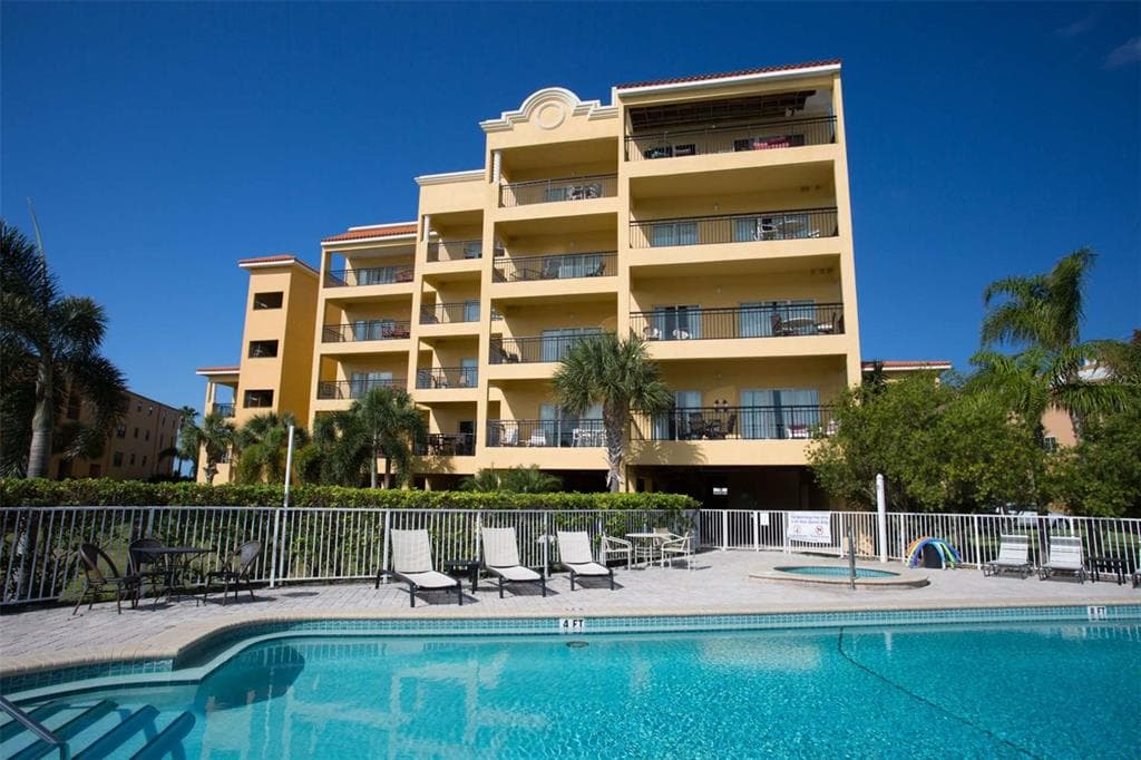 10315 GULF BOULEVARD UNIT 209 TREASURE ISLAND, FL 33706