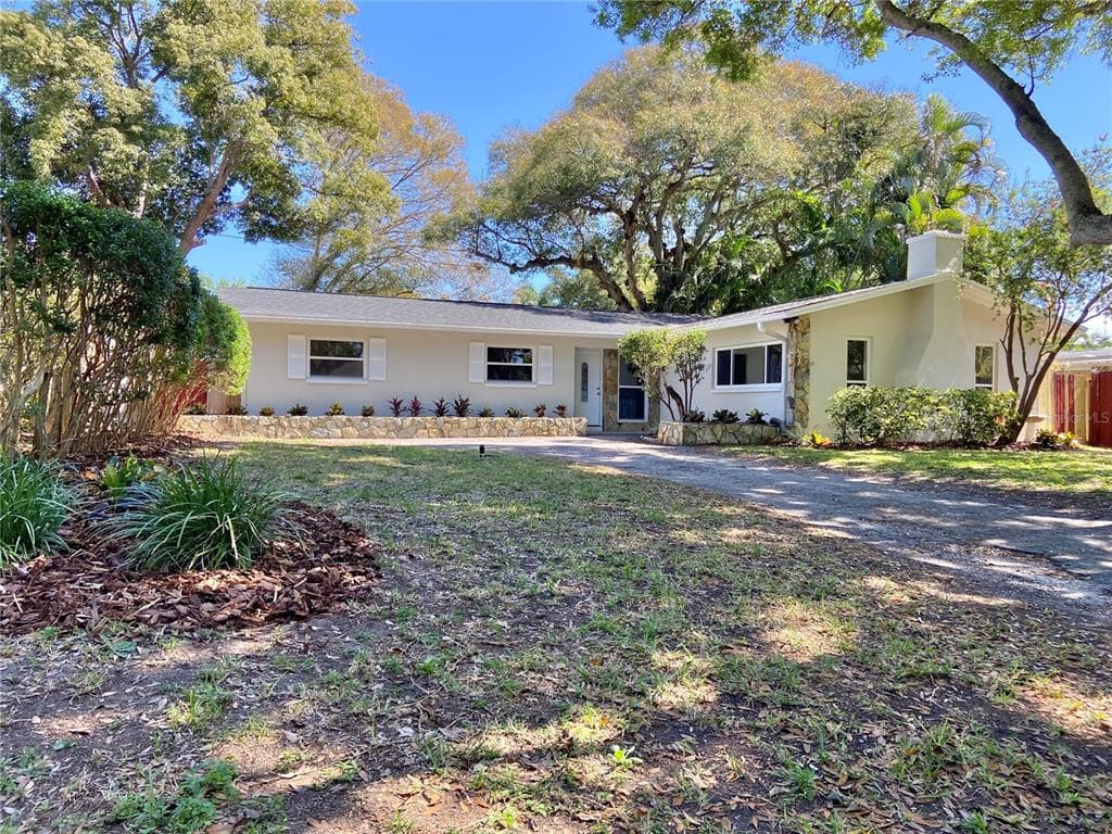 8867 BRIARWOOD DRIVE SEMINOLE, FL 33772