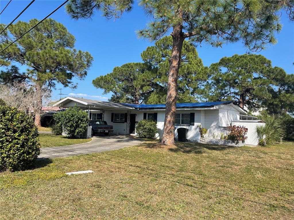 4461 CARSON STREET NE ST PETERSBURG, FL 33703