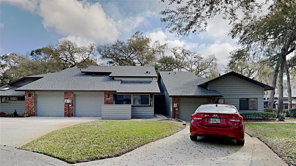 2903 REVERE PLACE DELAND, FL 32720