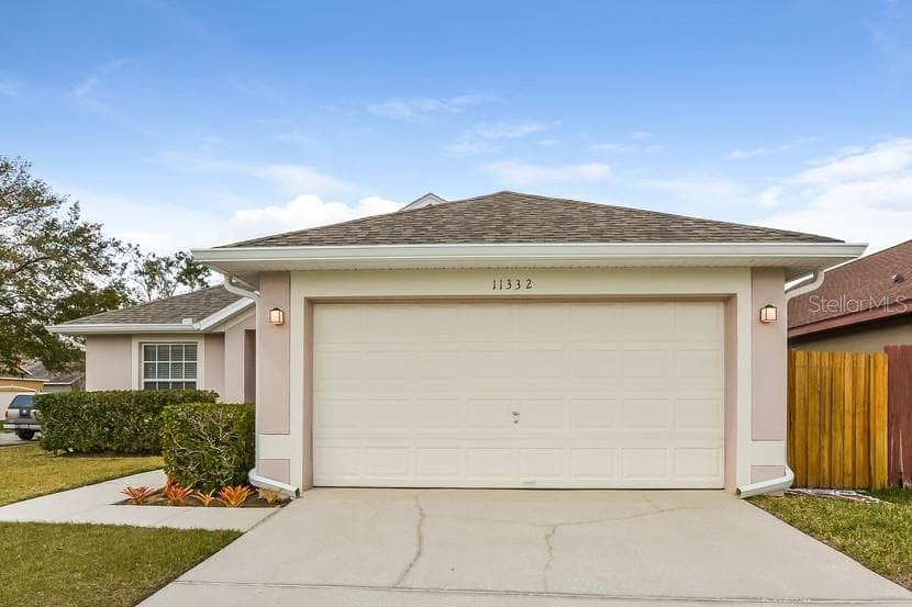 11332 MOONSHINE CREEK CIRCLE ORLANDO, FL 32825