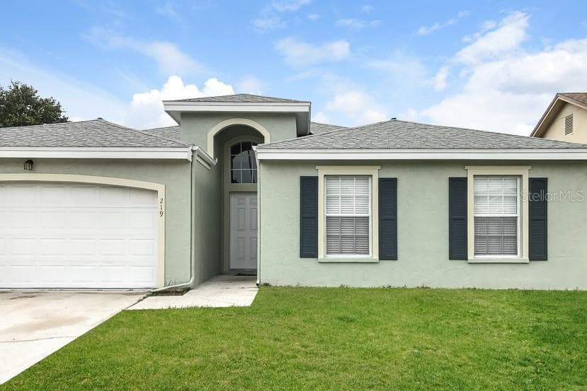 219 LOOKOUT DRIVE APOLLO BEACH, FL 33572