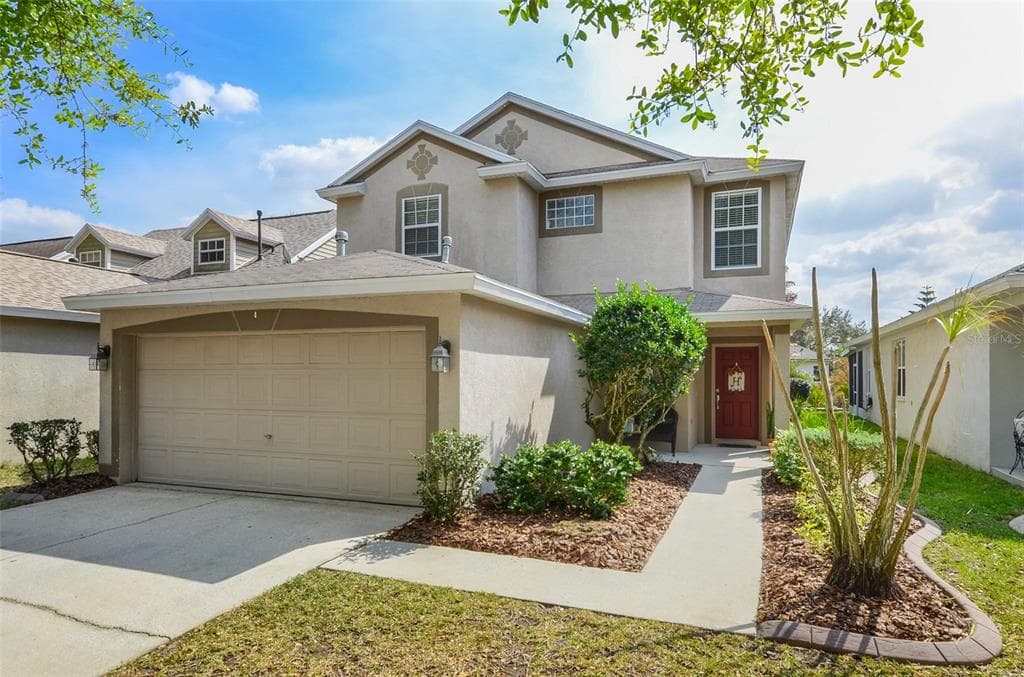 6124 SKYLARKCREST DRIVE LITHIA, FL 33547