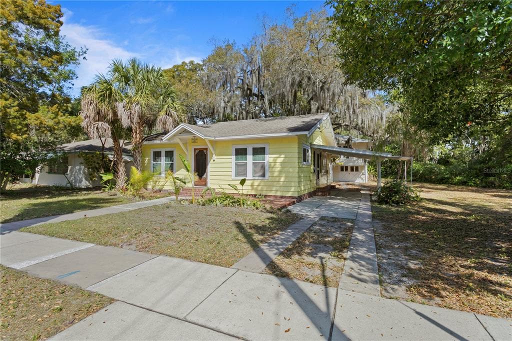 300 PRESIDENT STREET DUNEDIN, FL 34698