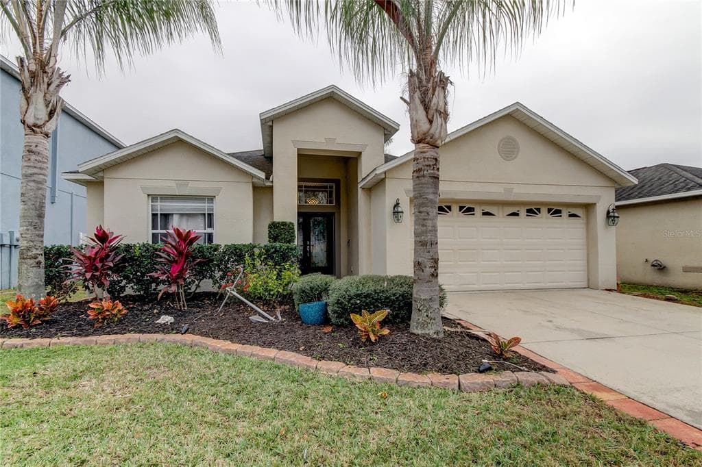 13804 CHALK HILL PLACE RIVERVIEW, FL 33579