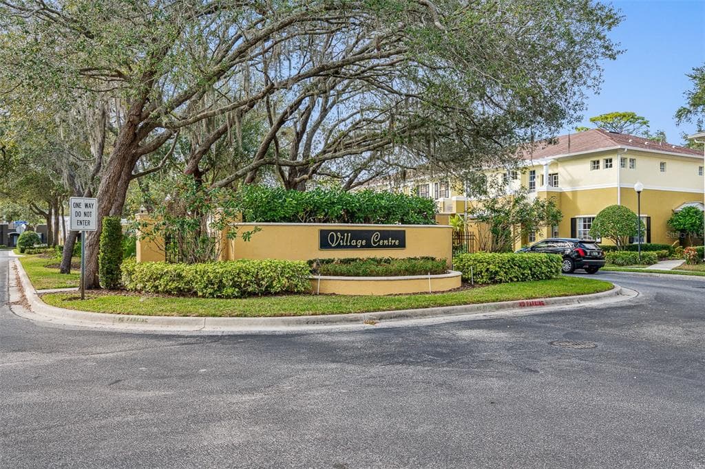 7422 GUNN HIGHWAY TAMPA, FL 33625
